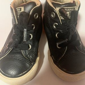 Converse All Star Chuck Taylor Toddler Sz 5 High Top Leather Sneakers Black